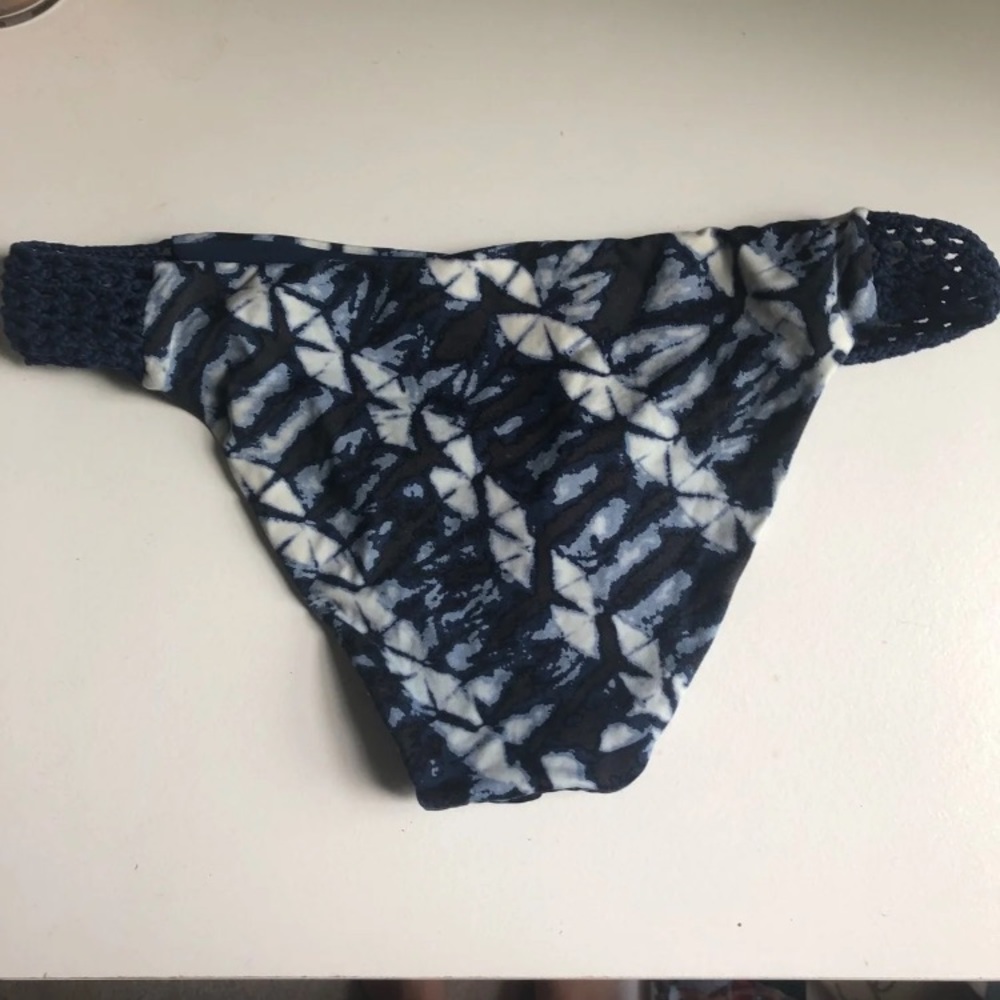 Bikini set - Picture 3 of 6